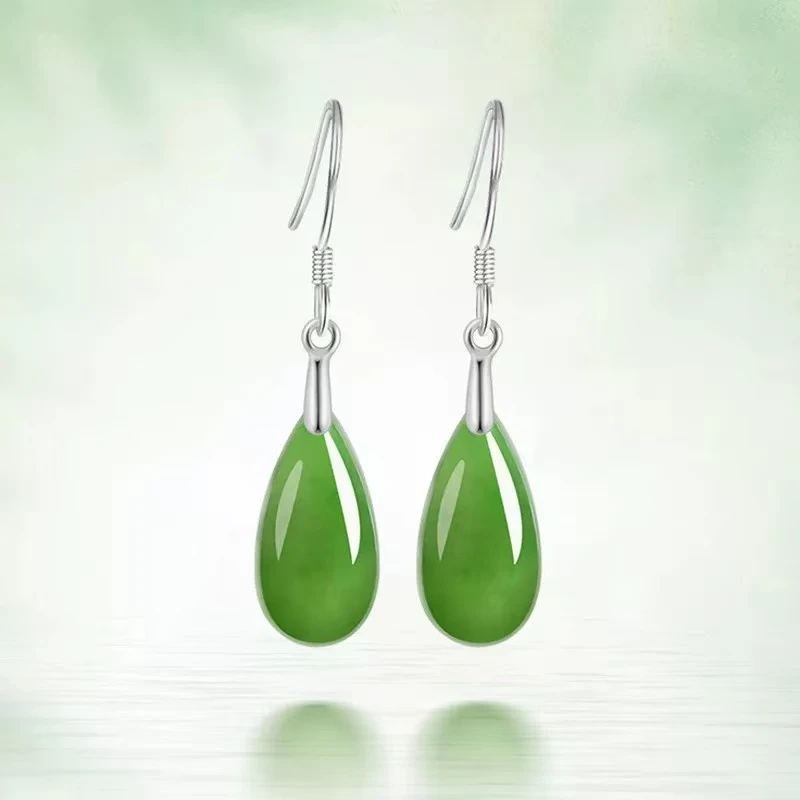 【香港ZHOUFU】天然碧绿老料 水滴耳环 气质女款