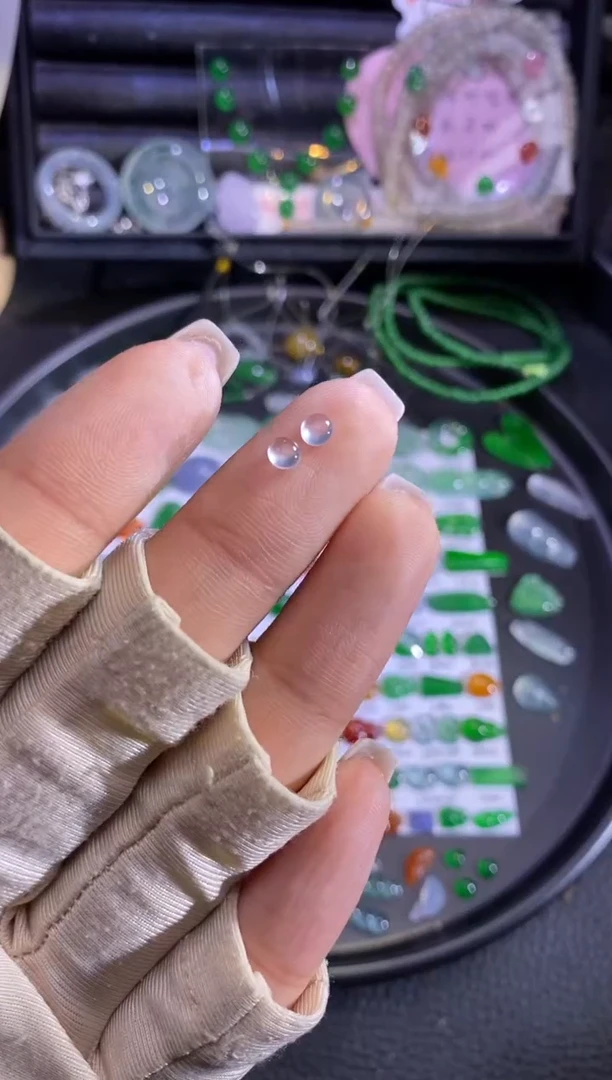 未镶嵌挂件翡翠蛋