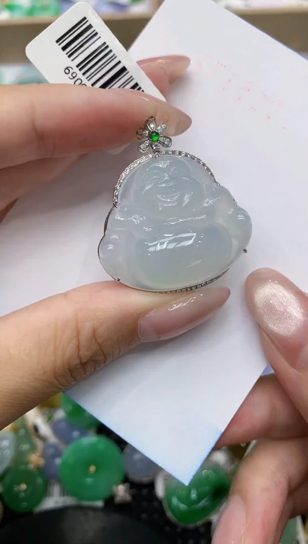 翡翠18K金镶嵌颈饰111111111