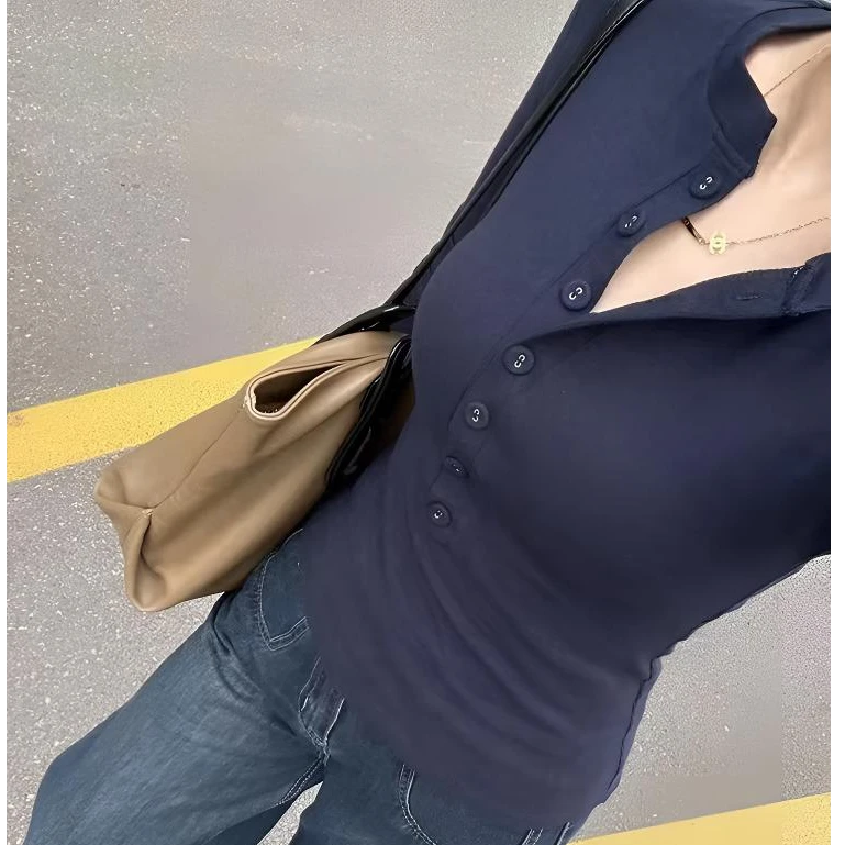 美式紧身纽扣半开领长袖T恤女秋季2025新款修身显瘦辣妹短款上衣
