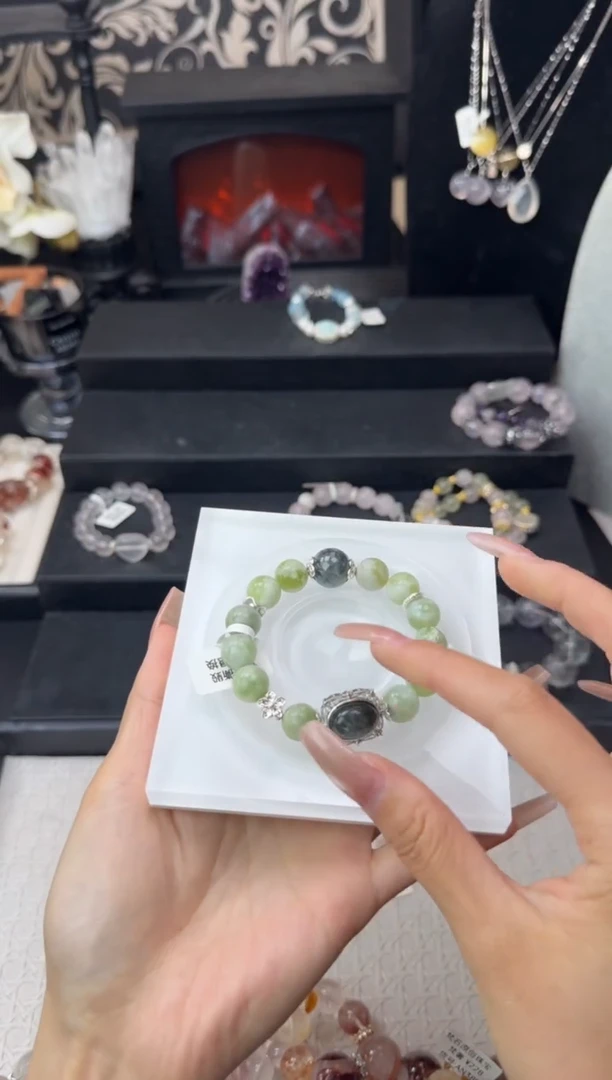 水晶手链未镶嵌天然水晶 多样性发其一