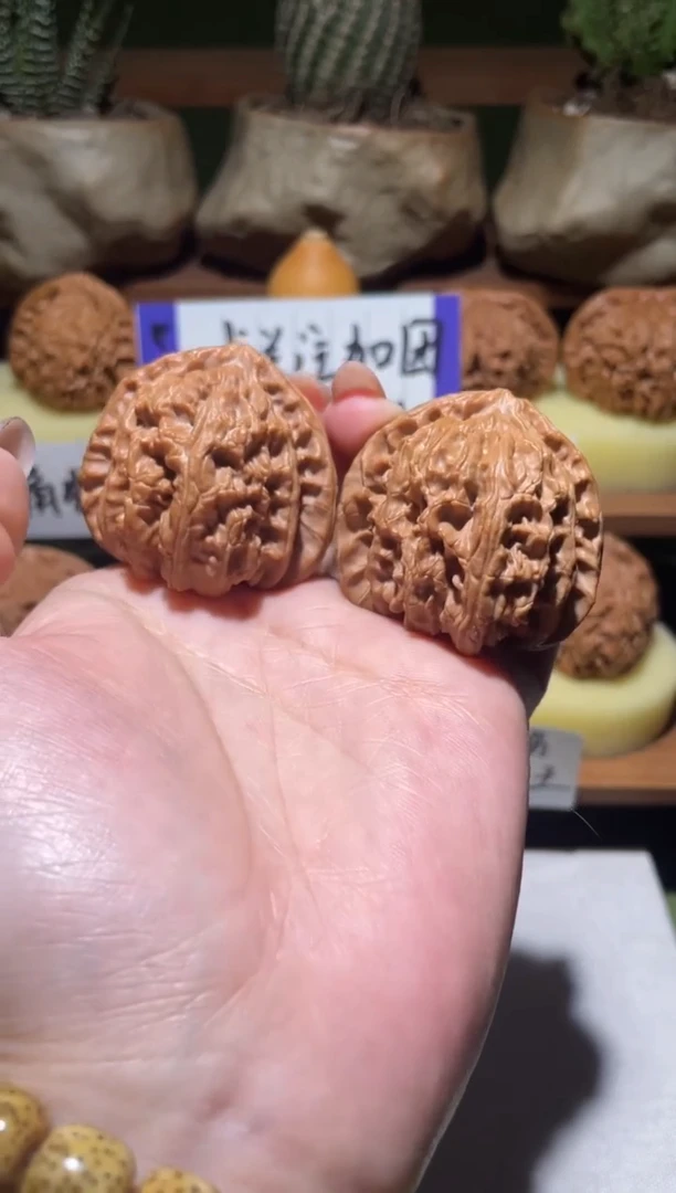 把件文玩核桃末*舟三角白