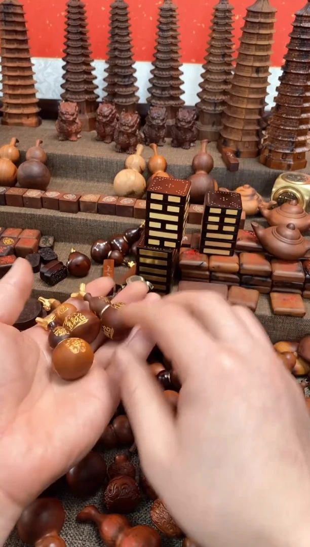 【闪购商品】木枣木龙头开口葫芦描金3个