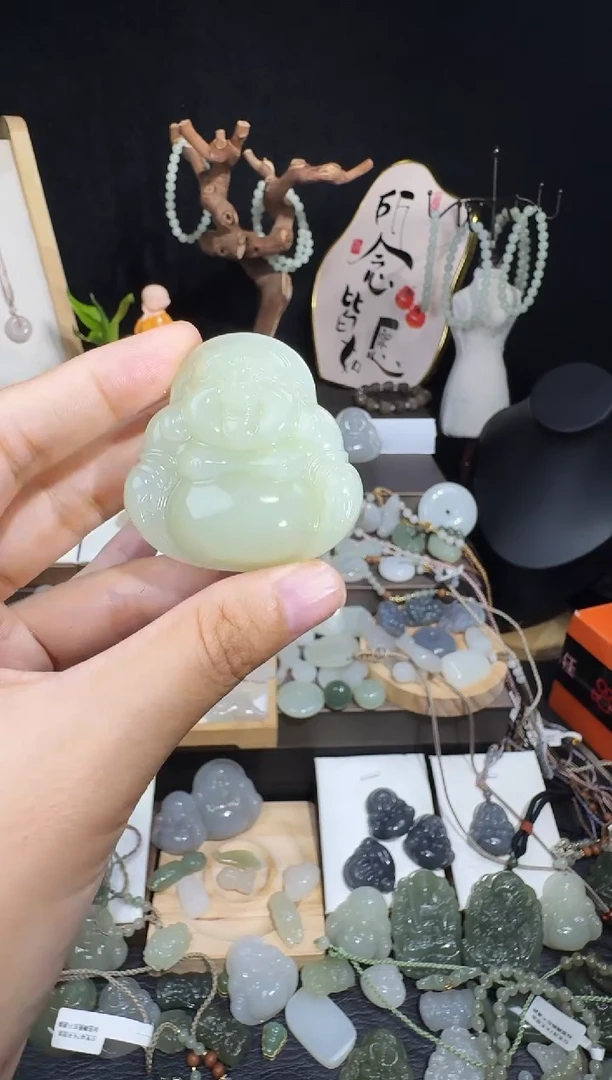 颈饰未镶嵌和田玉墨***薇45高冰佛公