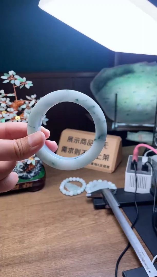 【闪购商品】定制翡翠手镯未镶嵌定制 分单
