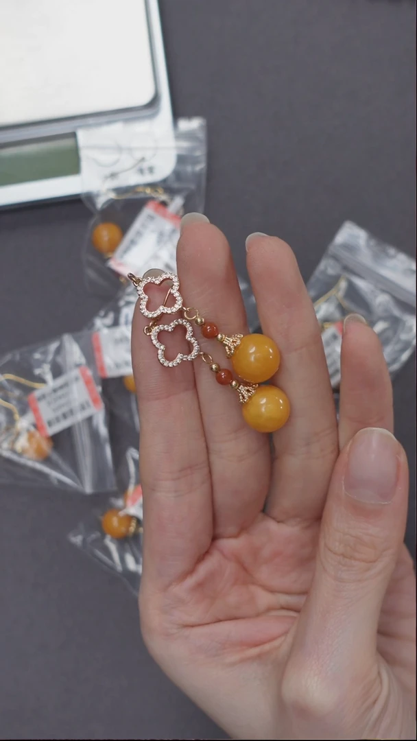 【闪购商品】琥珀耳饰未镶嵌花蜡耳饰