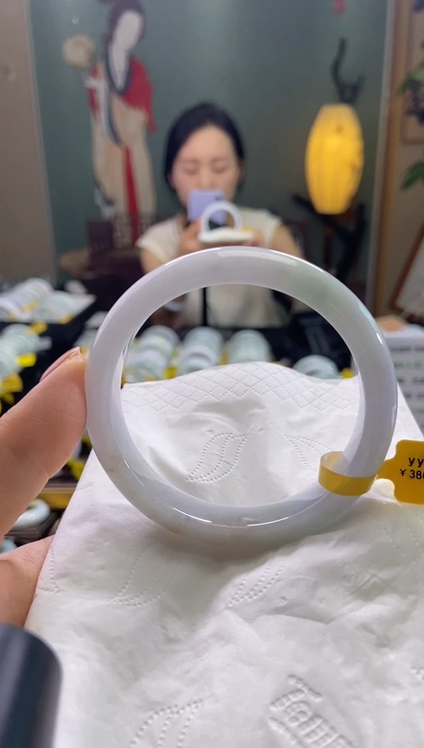 翡翠手镯未镶嵌葡**木58.9圈口t