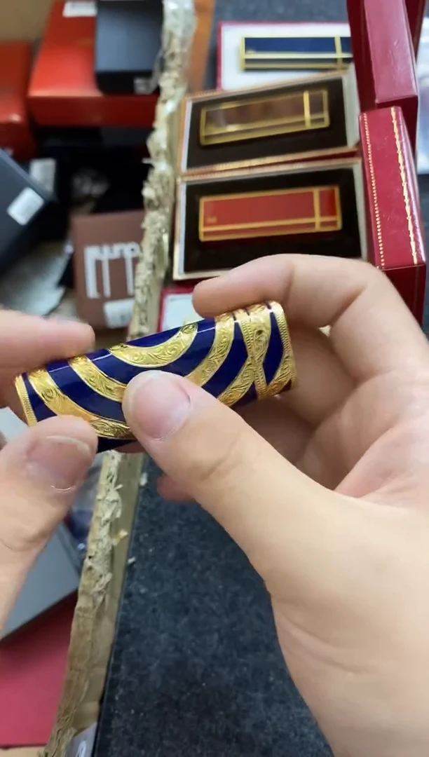 卡圆柱同心圆蓝色