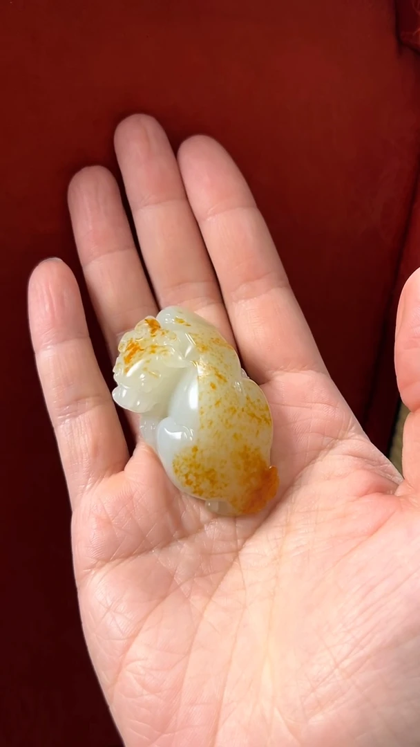 未镶嵌和田玉挂件新疆白玉老熟貔貅