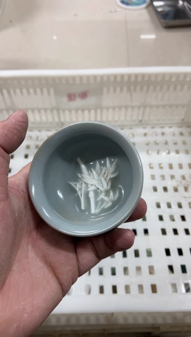 杯子瓷无运费险有瑕疵的摄影的产品有使用过的痕迹有点脏介意勿拍