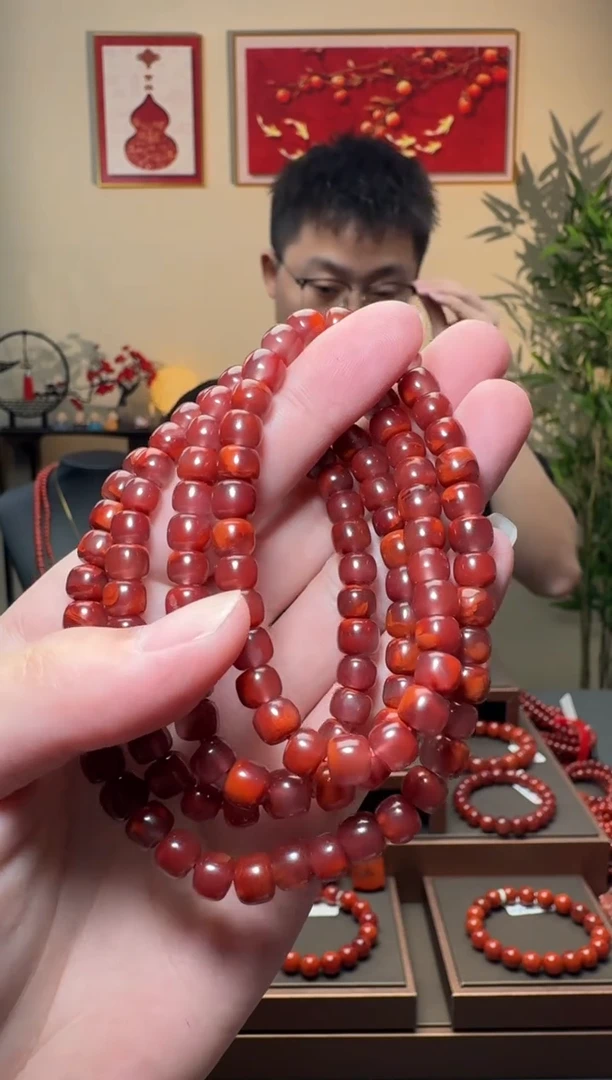 南红玛瑙手链未镶嵌一条6mm+ 多样性发货
