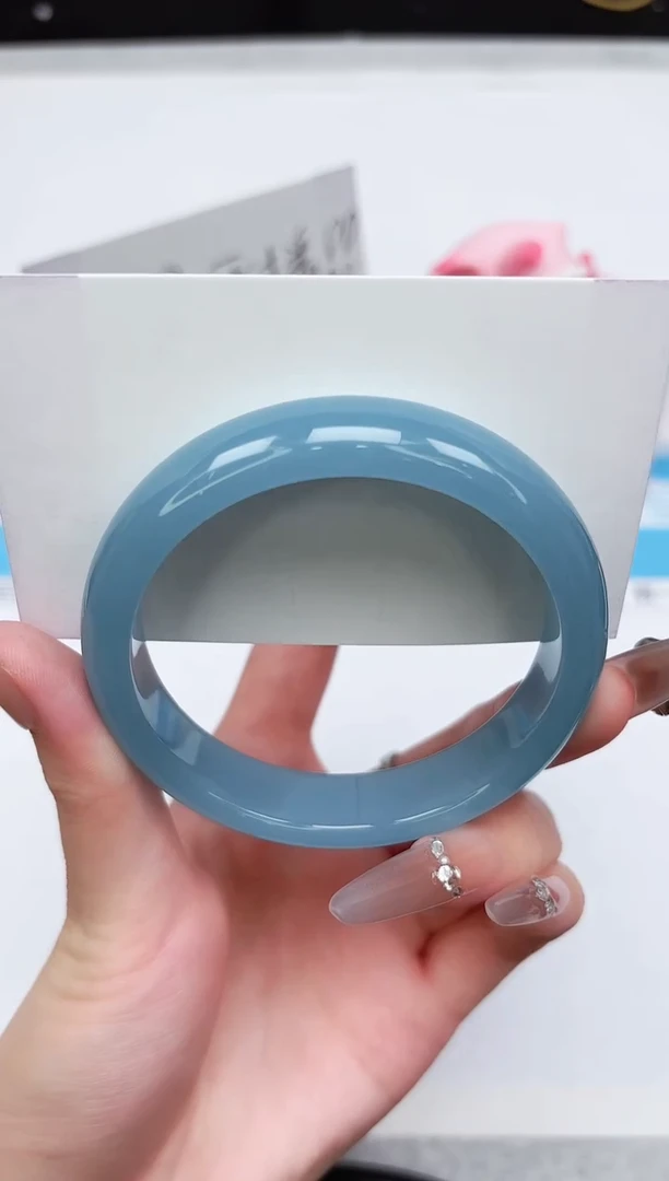 石英质玉手镯未镶嵌80-60