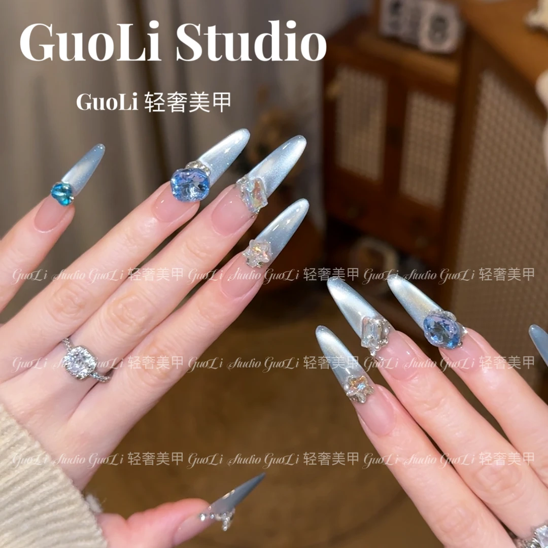 《水星》GuoLi纯手工穿戴甲气质女神爆闪堆钻纯欲显白绸缎猫眼长款i