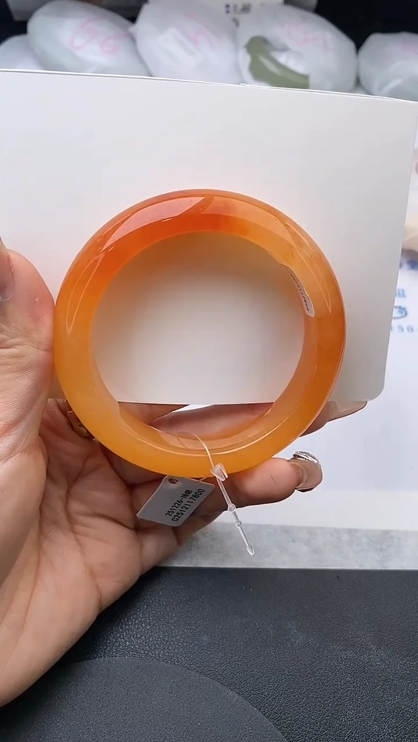 未镶嵌手镯石英质玉w105-HHB58+