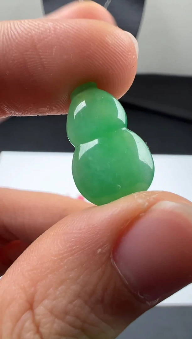 未镶嵌定制翡翠天然A货翡翠 葫芦吊坠