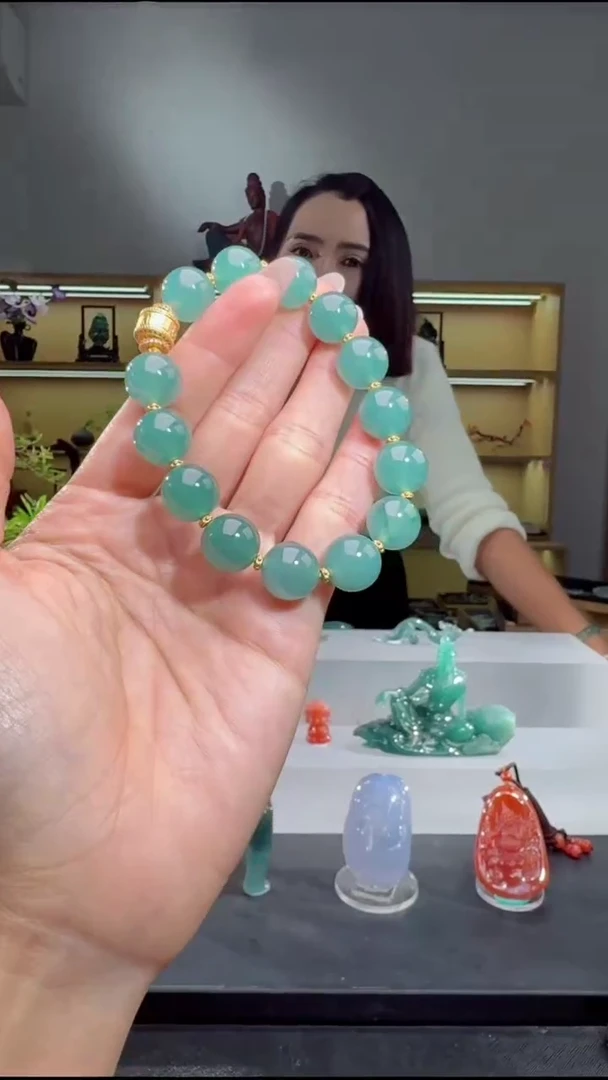 未镶嵌手串翡翠手串（多样性发其一）