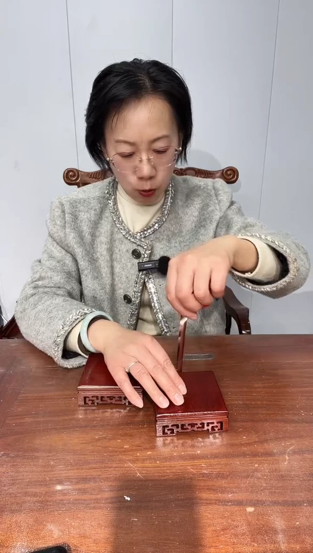 木 买一送一非花细花底座红10*10*3.6