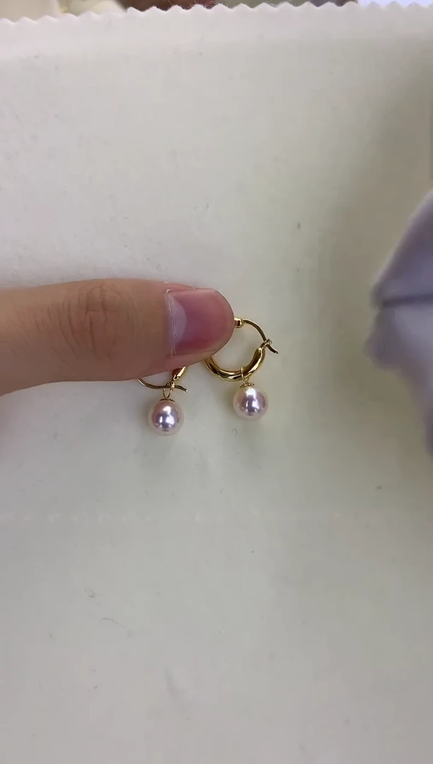 18K金镶嵌DA海水珍珠 GD057 7.5-8 许红豆耳扣