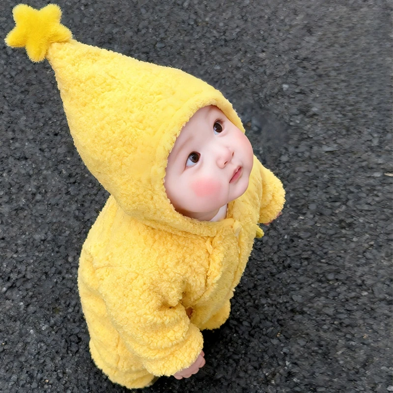 婴儿衣服冬装宝宝黄色星星人可爱超萌连体衣宝宝加绒加厚外出爬服