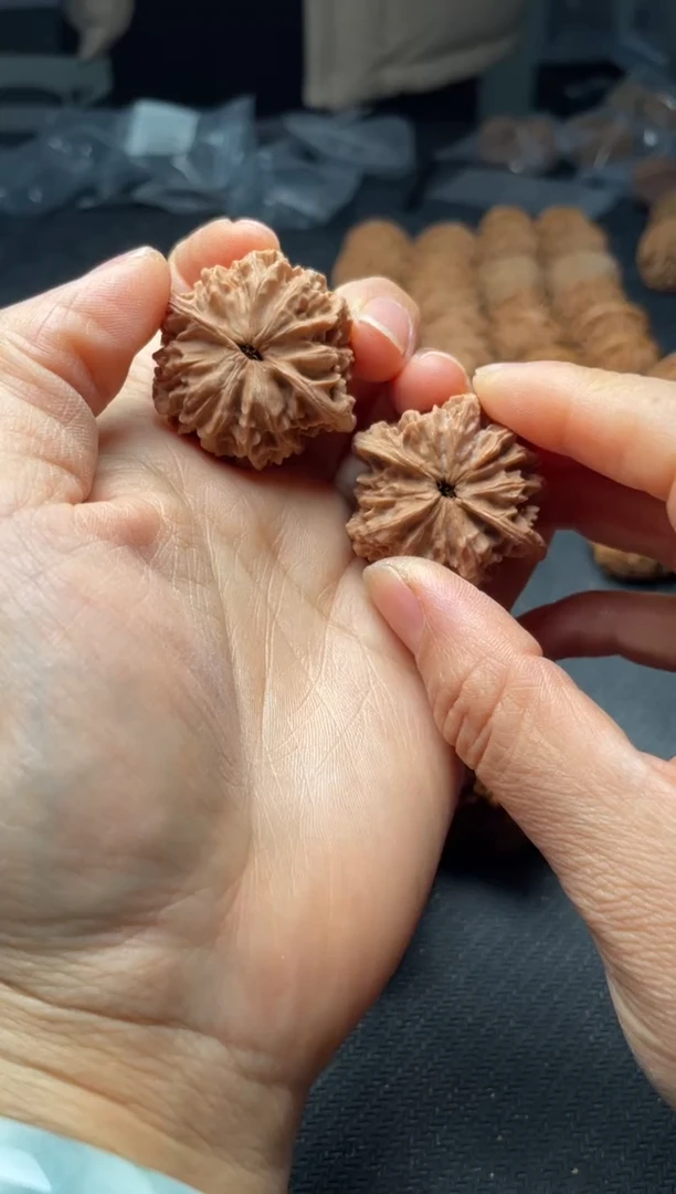 把件文玩核桃w193  灯笼 37尺