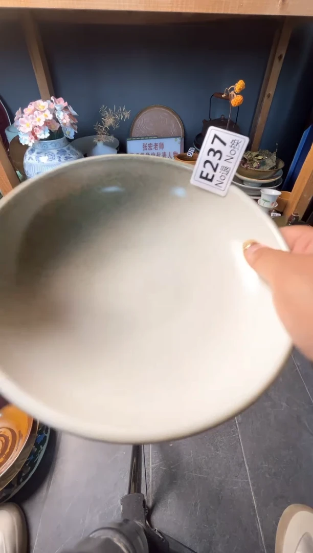 瓷片H***ae237飘绿圆碗福利