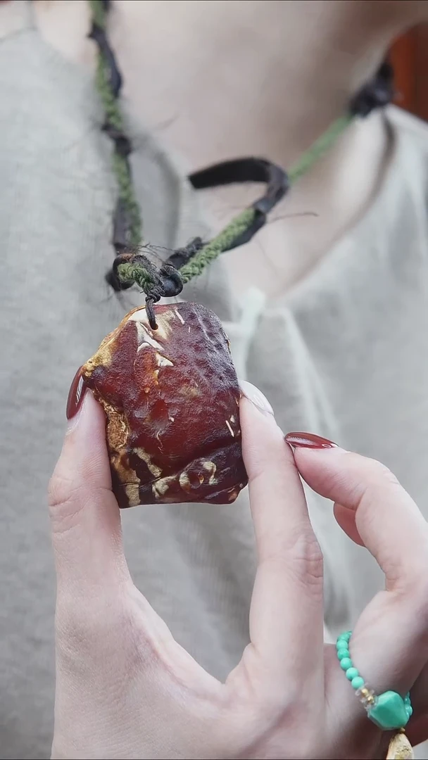 裸石蜜蜡未镶嵌*蜜蜡毛衣链*蜜蜡吊坠*蜜蜡锁骨链*长短可调节