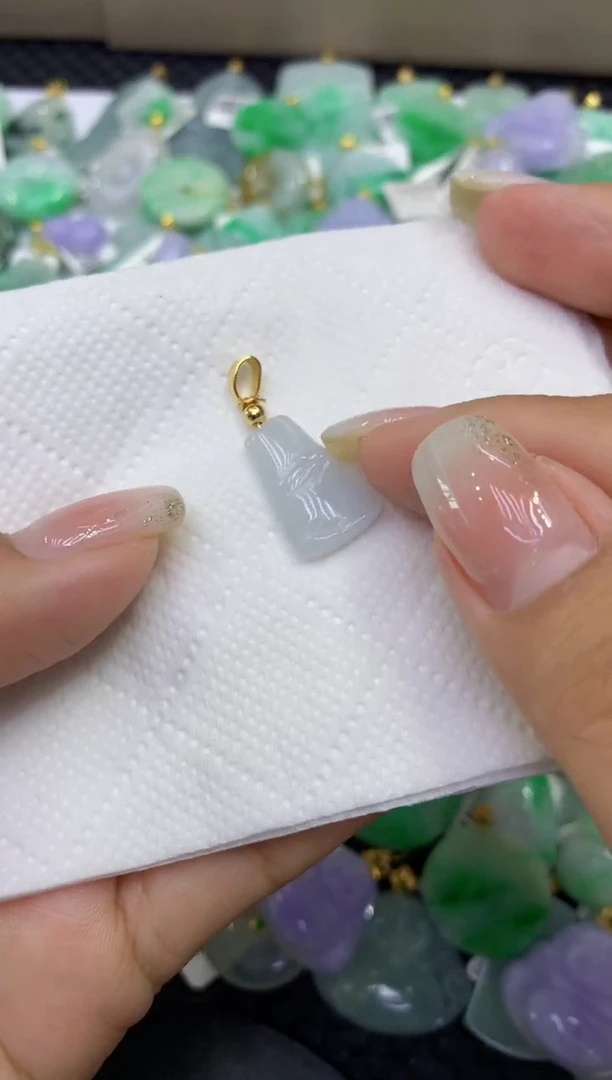 颈饰未镶嵌翡翠天然缅甸A货翡翠