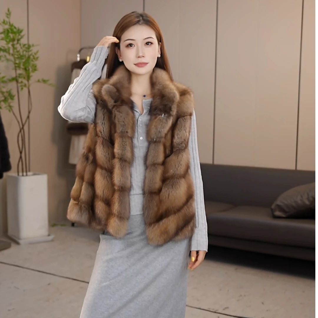 海宁华丽园俄罗斯貂立领横排马甲短款貂外套保暖时尚