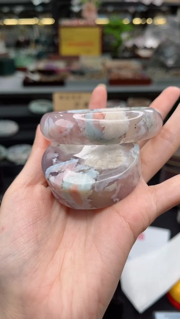 【闪购商品】石英质玉手镯未镶嵌57圈口（赠品镯心）4S5665