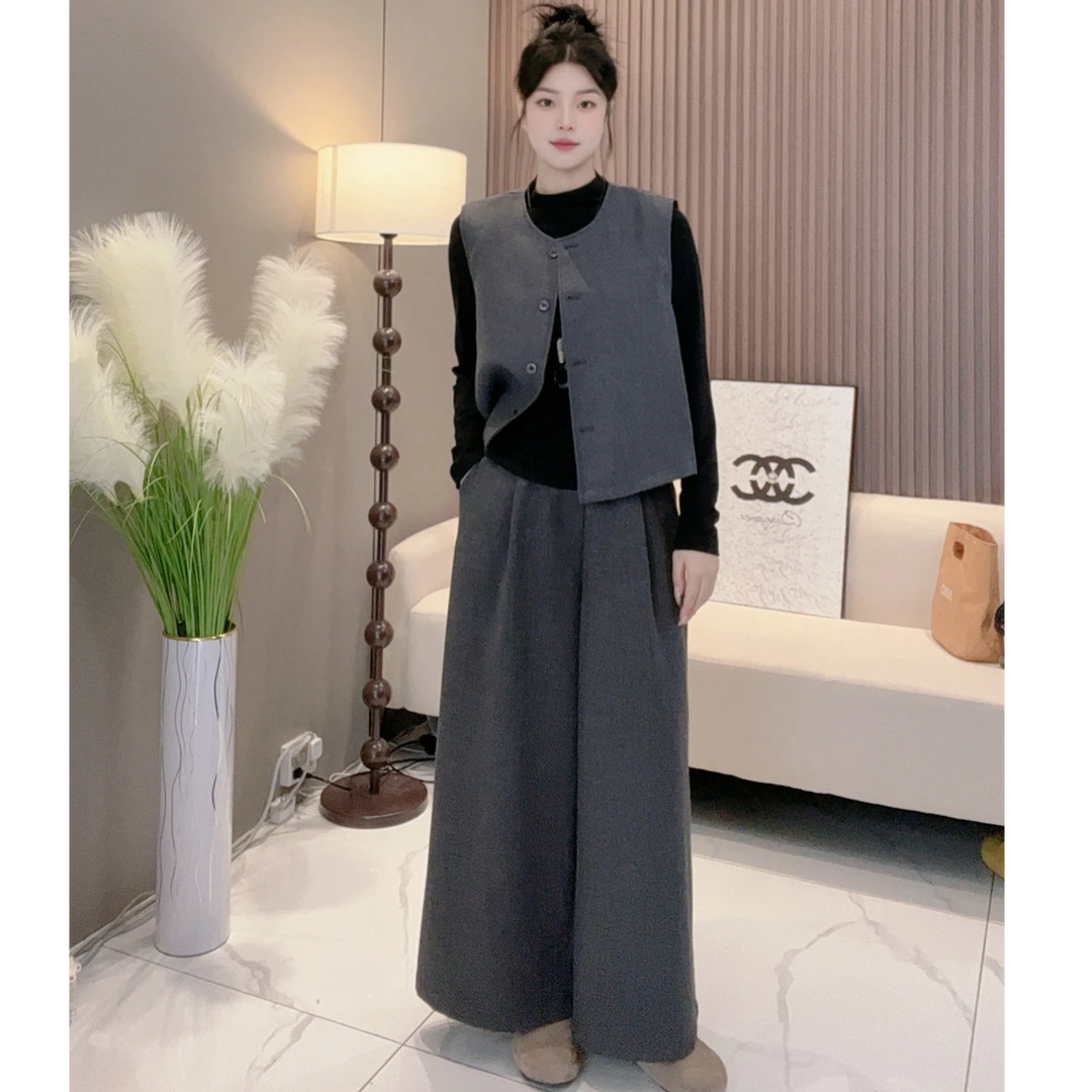 019款 2025秋冬羊毛三件套高级感复古马甲气质百搭高级显瘦套装