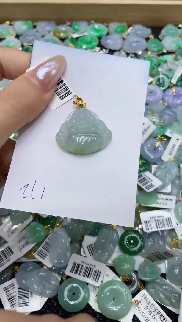 翡翠18K金镶嵌颈饰111111111111