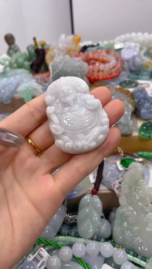 未镶嵌挂件翡翠0100