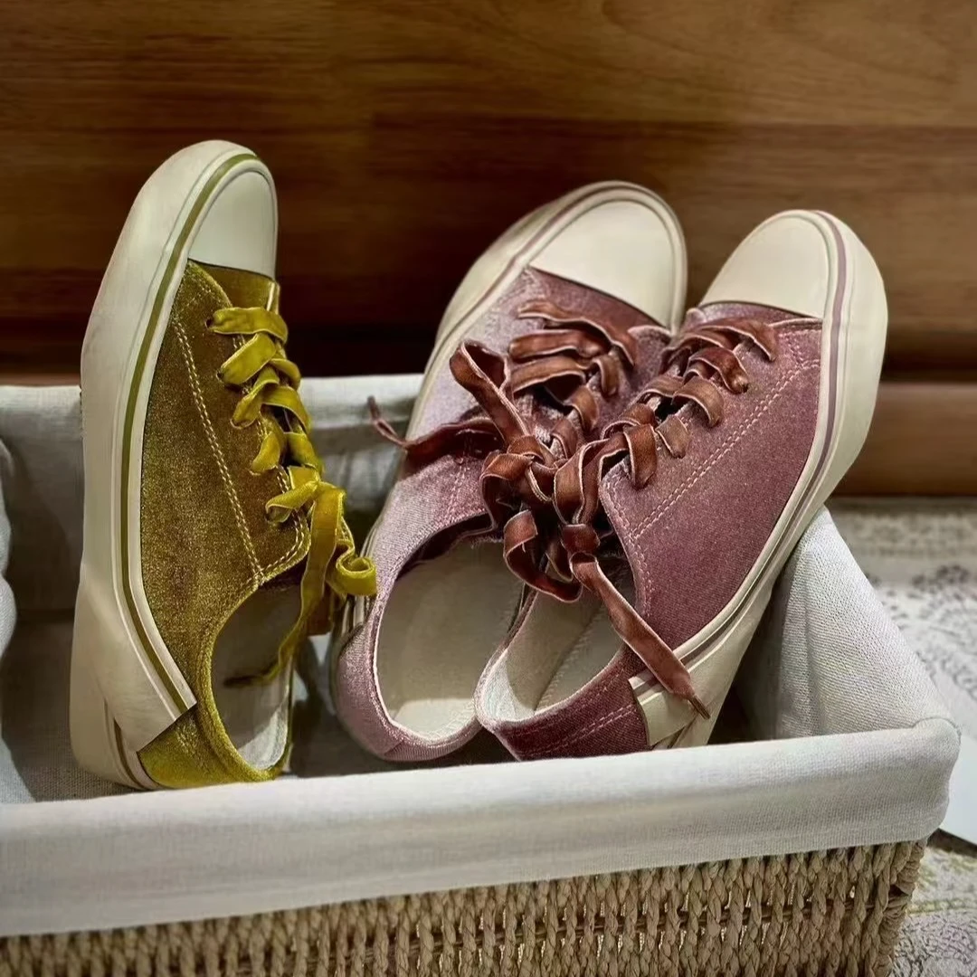 【显小显瘦】买手店设计师新款法式丝绒硫化休闲鞋显瘦平底板鞋