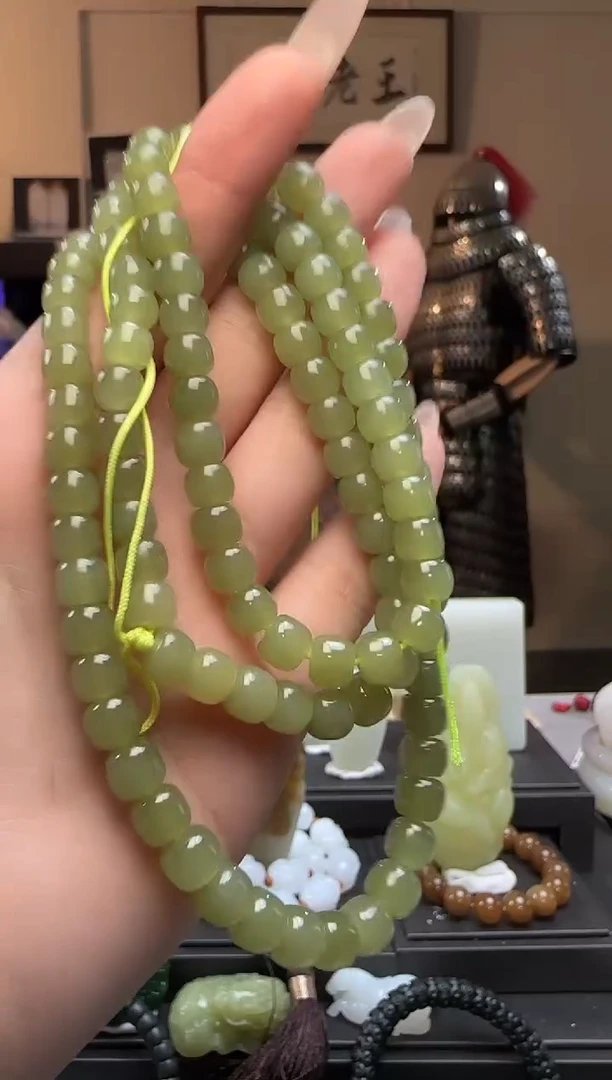 【闪购商品】和田玉青黄口老型珠未镶嵌长链
