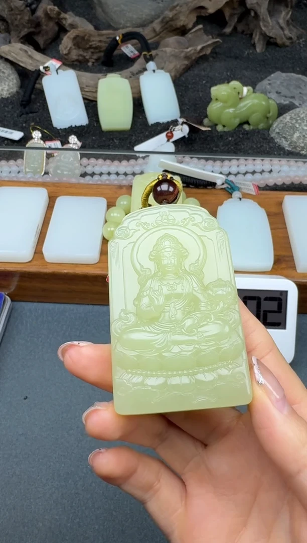 颈饰未镶嵌和田玉3