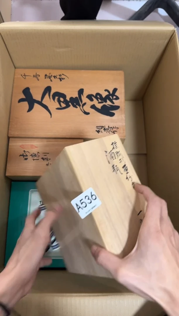 瓷片m****8536 中古商品，谨慎购买