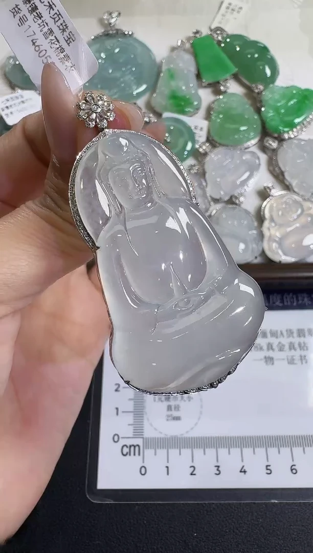 吊坠(不含链)18K金镶嵌翡翠【源头工厂】钻石镶嵌