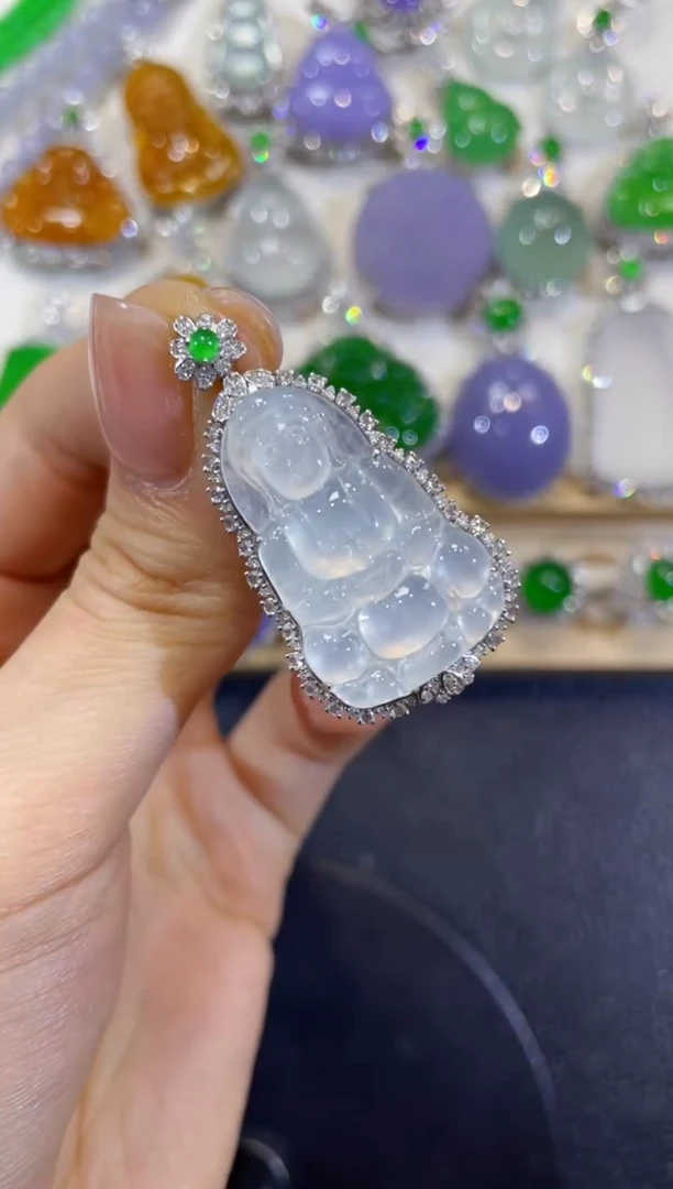 吊坠(不含链)18K金镶嵌翡翠团购11