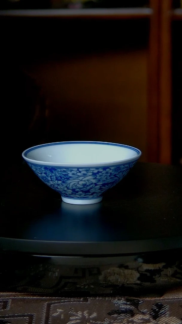 景德镇青花万花主人杯