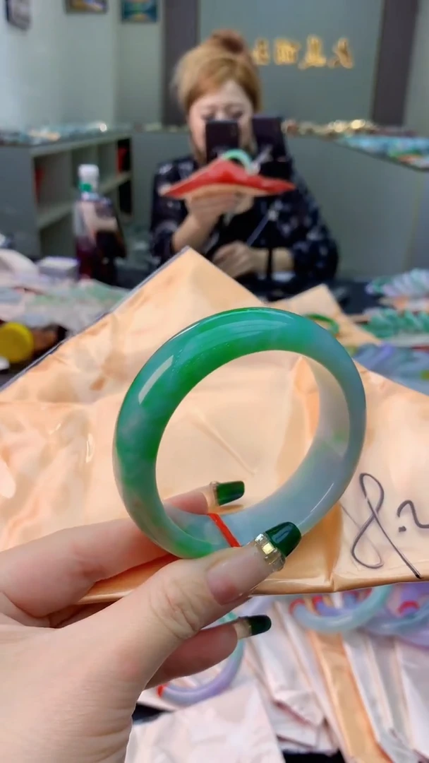 未镶嵌手镯翡翠纾*0097322276