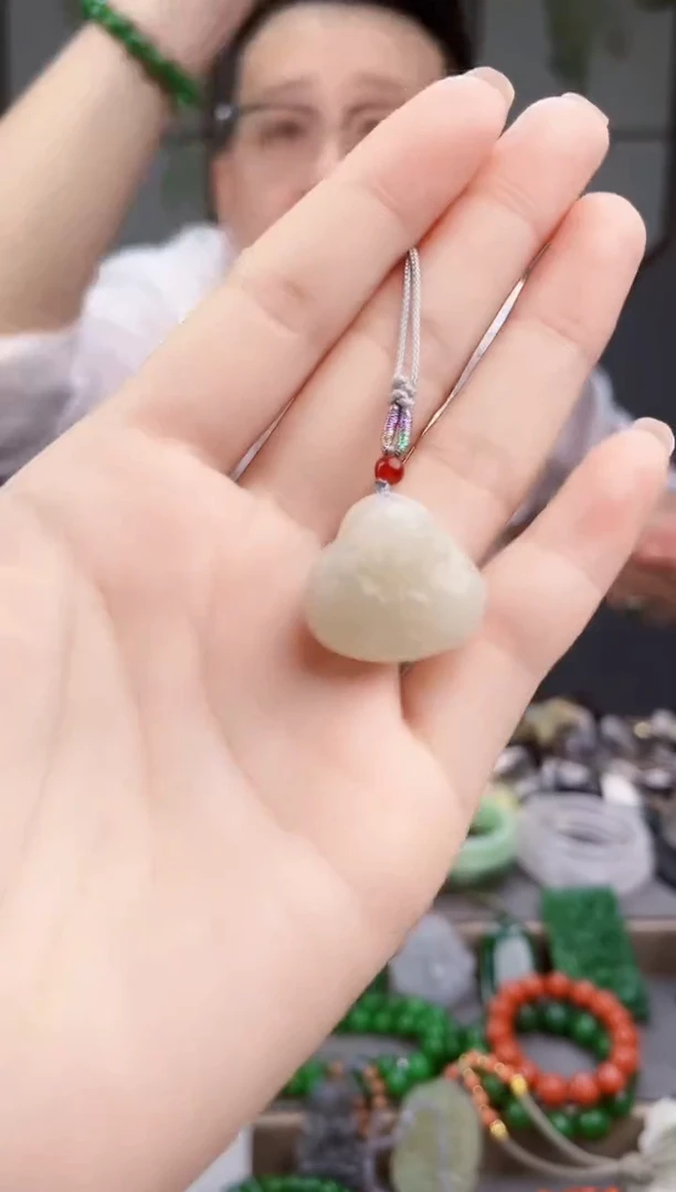 颈饰未镶嵌和田玉多样性发货拍一单发一个