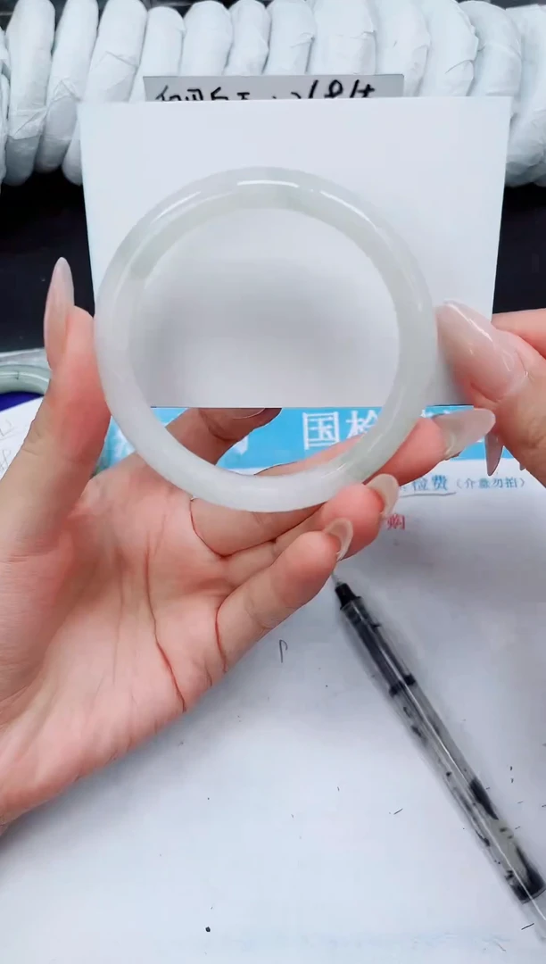 未镶嵌手镯石英质玉A213-60