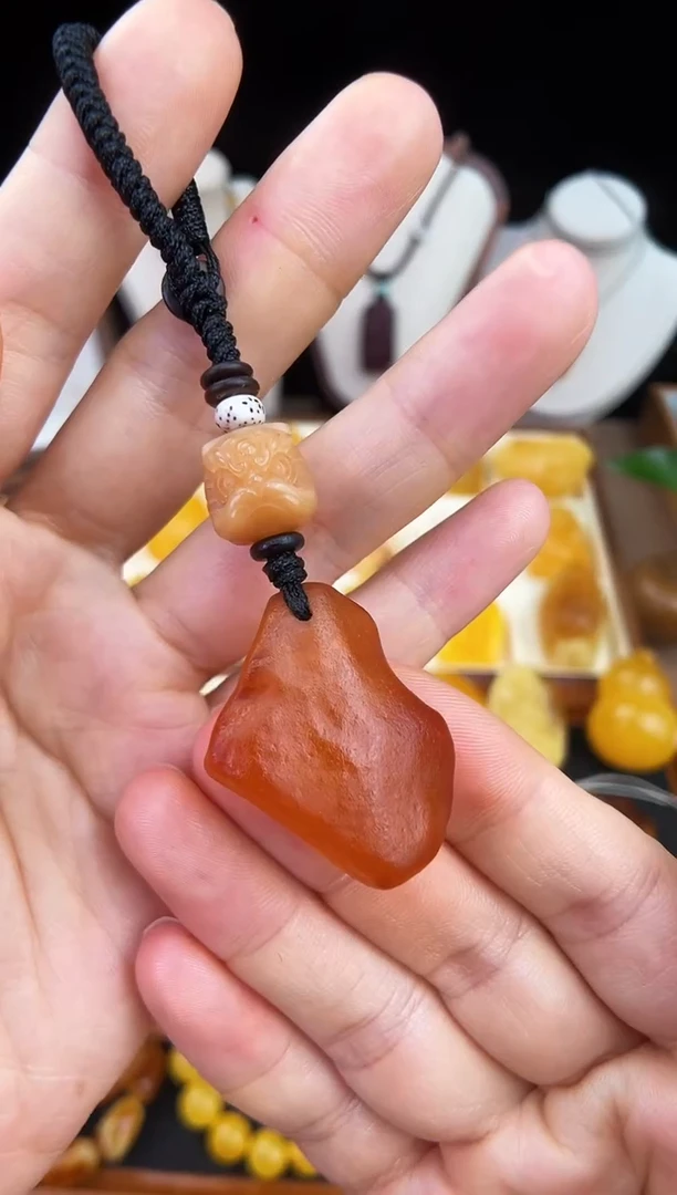 琥珀未镶嵌珠宝奇石柒月