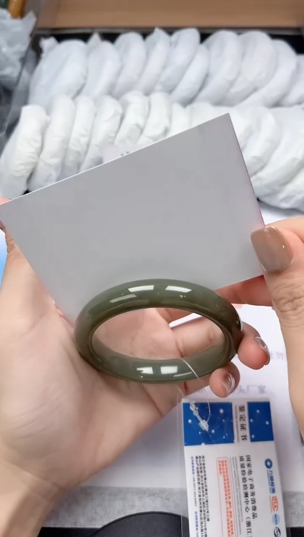 未镶嵌手镯和田玉30-56.2