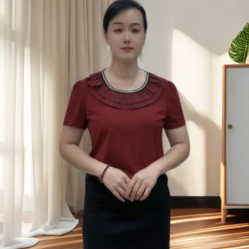 8611INS风常规修身型圆领短袖T恤蕾丝红色高质感穿搭