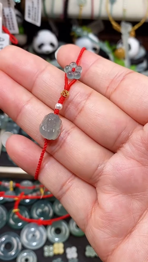 散珠翡翠貔貅小花手绳  手围15