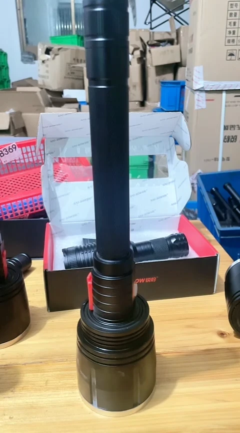 B371变焦并联长款大头灯带电池21700并联