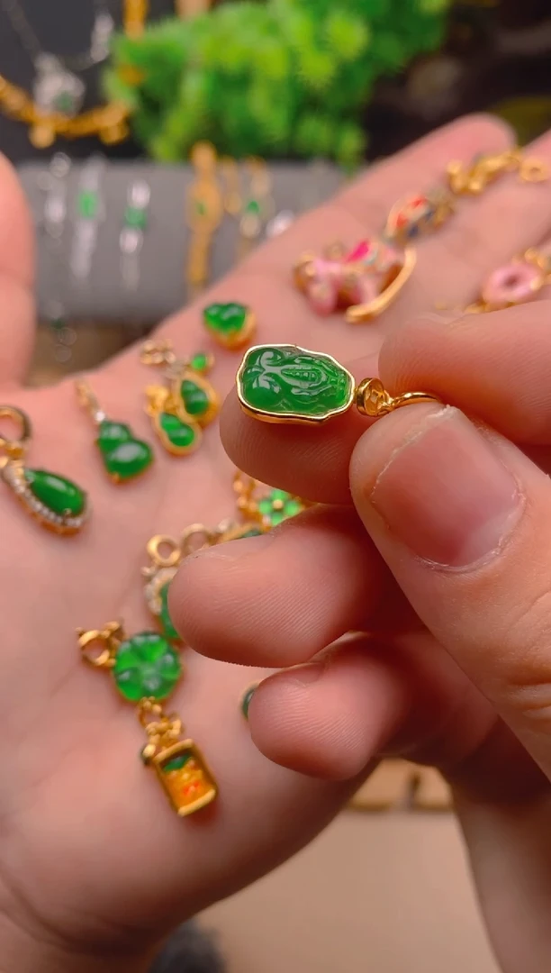 吊坠(不含链)银S925镶嵌翡翠貔貅万能扣