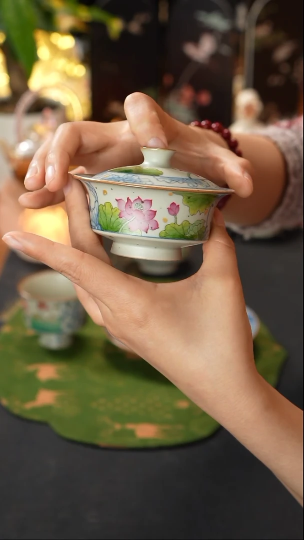 素谷荷花盖碗素谷荷花盖碗素谷荷花盖碗