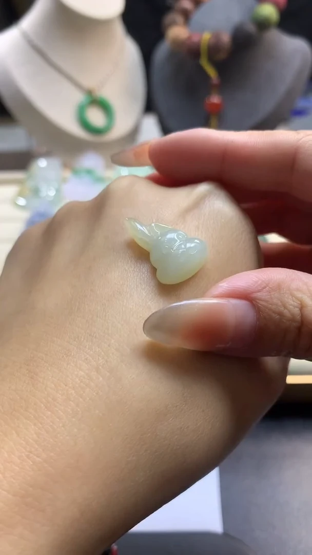 【闪购商品】定制翡翠未镶嵌翡翠